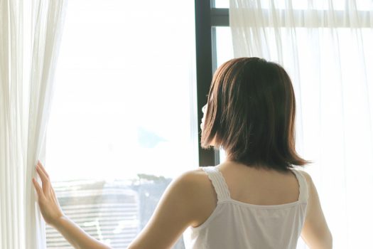 部屋が焦げ臭い！何が原因？